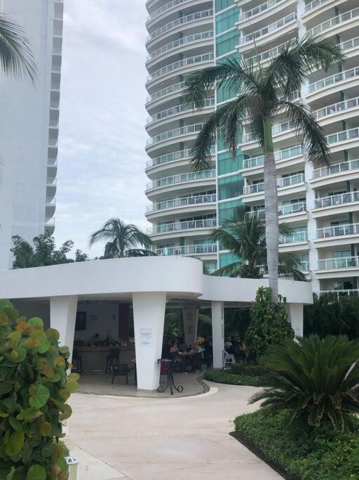 Bay View Grand Marina Ixtapa Condo En Pie De Playa Екстер'єр фото