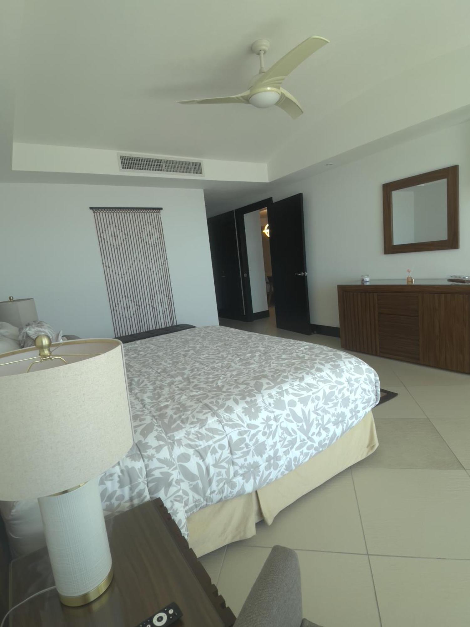 Bay View Grand Marina Ixtapa Condo En Pie De Playa Екстер'єр фото